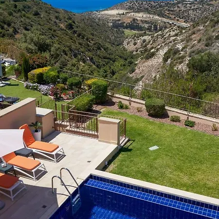 3 Bedroom Apollo With Private Pool And Sea Views, Aphrodite Hills Kouklia