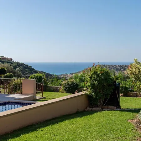 Villa 3 Bedroom Apollo With Private Pool And Sea Views, Aphrodite Hills Kúklia