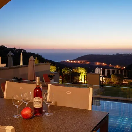 3 Bedroom Apollo With Private Pool And Sea Views, Aphrodite Hills Villa Kúklia
