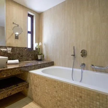 Villa 3 Bedroom Apollo With Private Pool And Sea Views, Aphrodite Hills