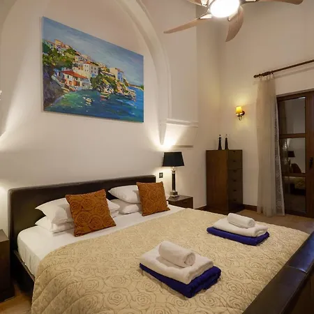 Villa 3 Bedroom Apollo With Private Pool And Sea Views, Aphrodite Hills Kúklia